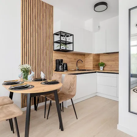 Nadmorski Z Parkingiem By Rent Like Appartamento Sianozety